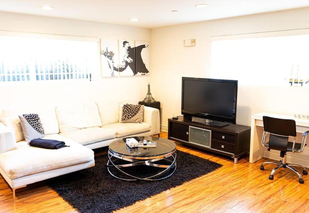 Luxury Beverly Hills Apartment Лос Анджелис Екстериор снимка