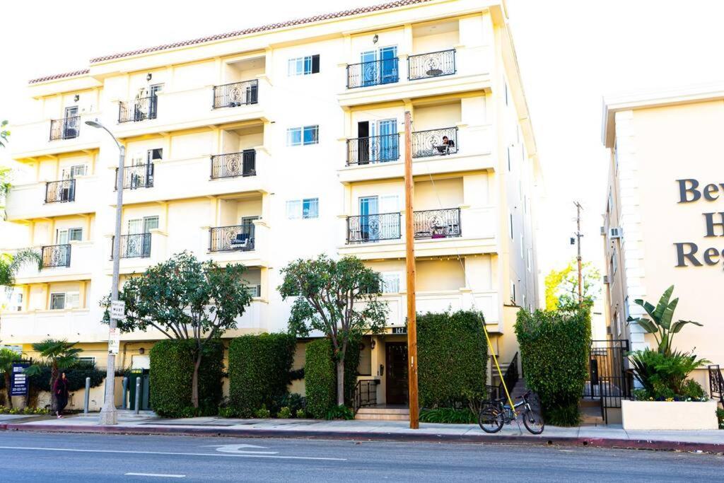 Luxury Beverly Hills Apartment Лос Анджелис Екстериор снимка